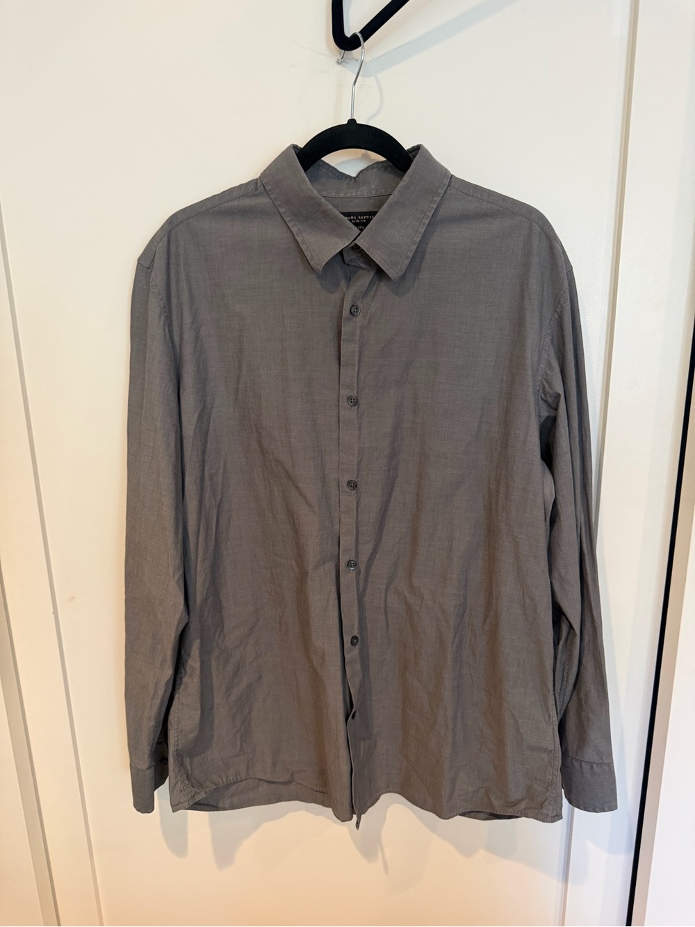Men’s sz XL Banana Republic Gray Long-Sleeve Button-Up Shirt